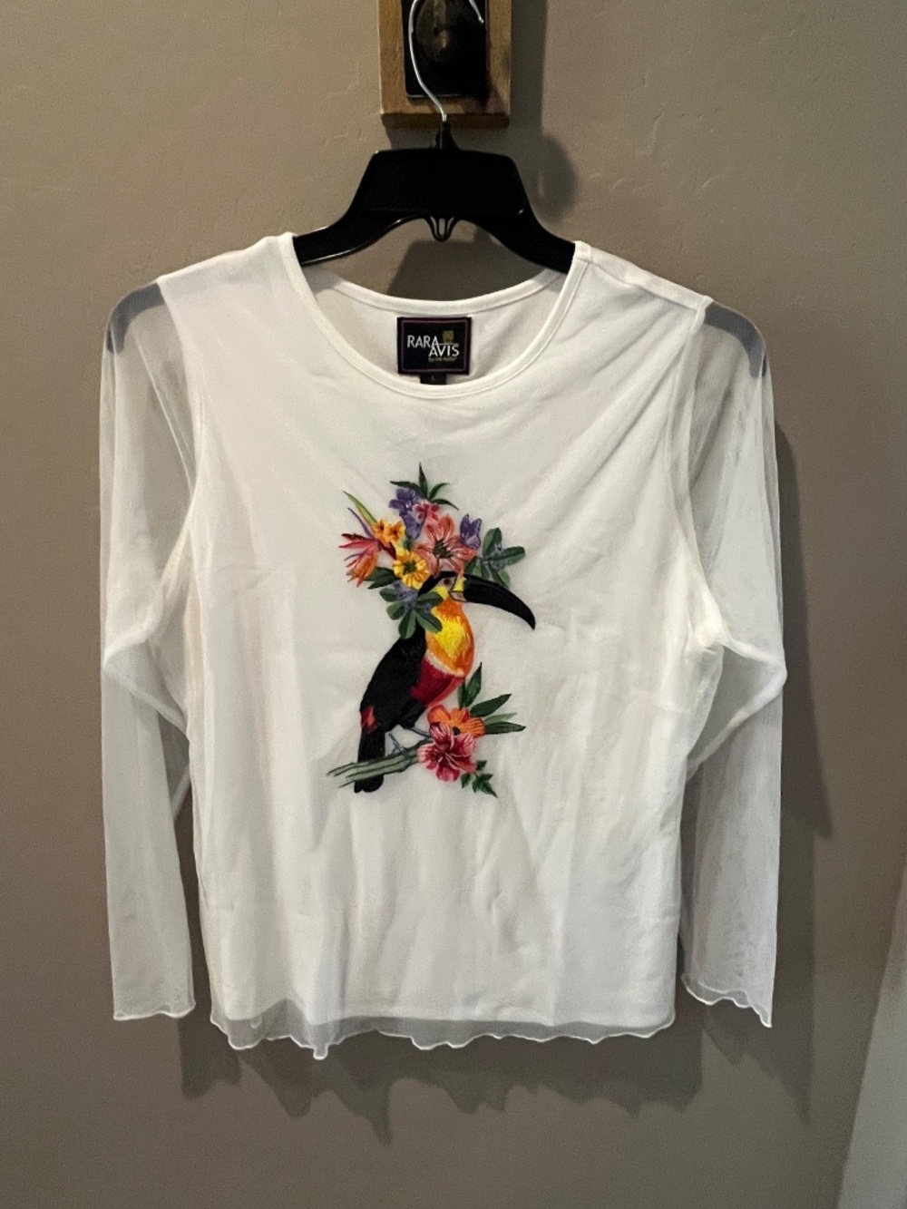 NWT Rara Avis by Iris Apfel Toucan Embroidered Mesh Top Ivory Sz L Novelty